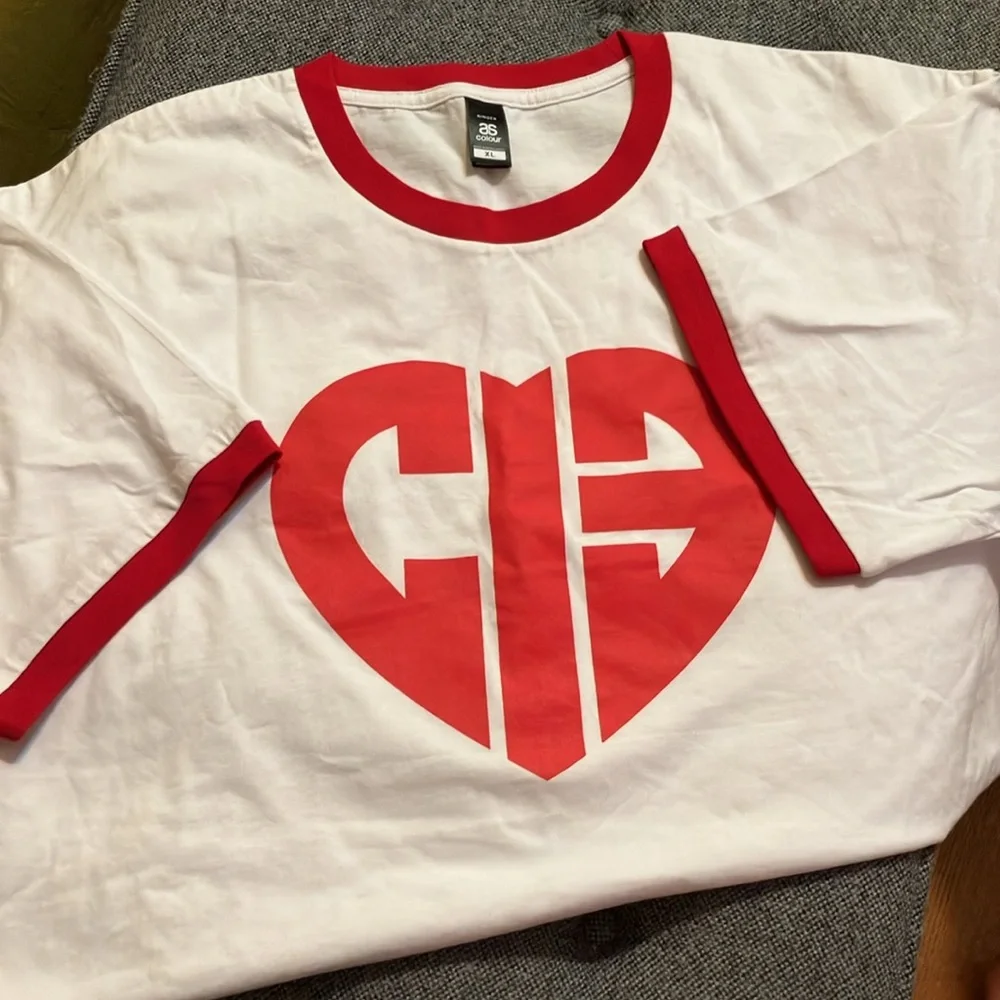 CIB RARE ❤️ SHIRT HTF - Picture 2 of 8